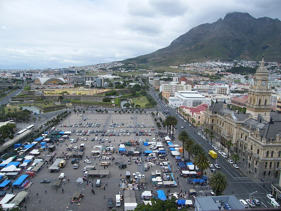 Aerial view of Cape Town's Grand Parade, civic buildings, road network and surrounding urban blocks.
